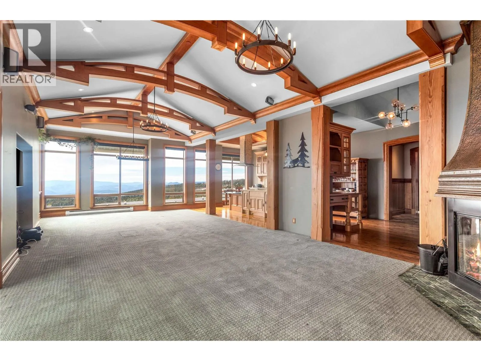 5335 Big White Road Unit# 408