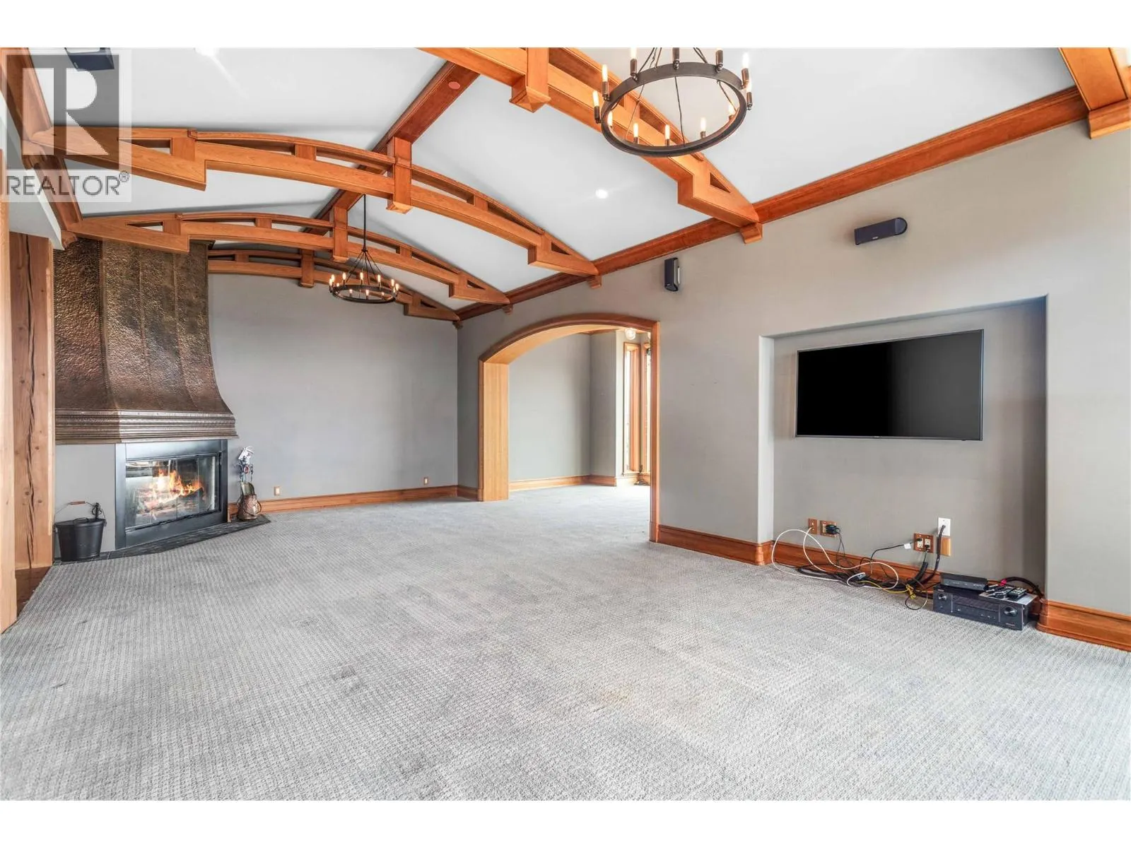 5335 Big White Road Unit# 408