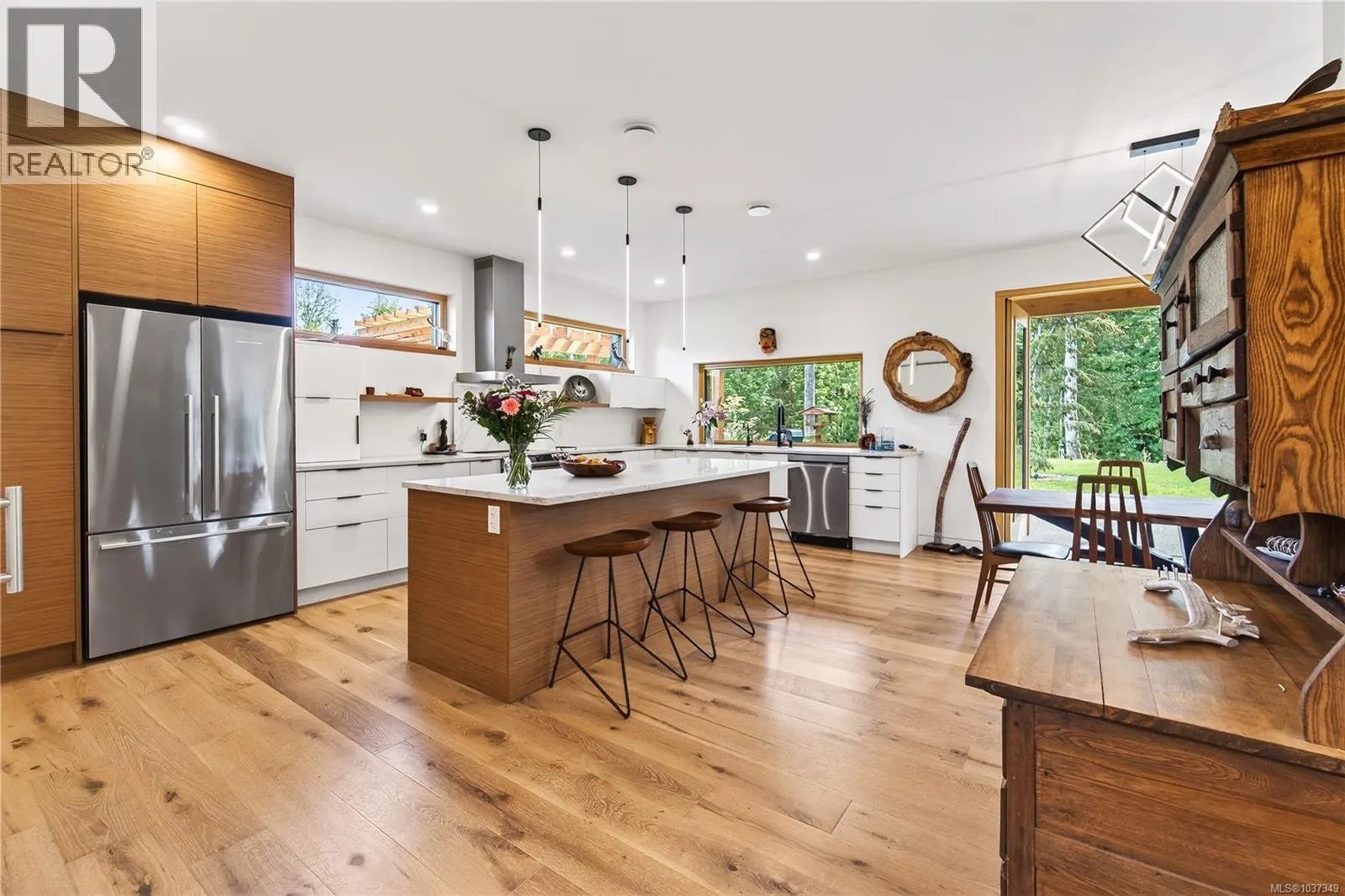 2566 Steve Ellis Rd