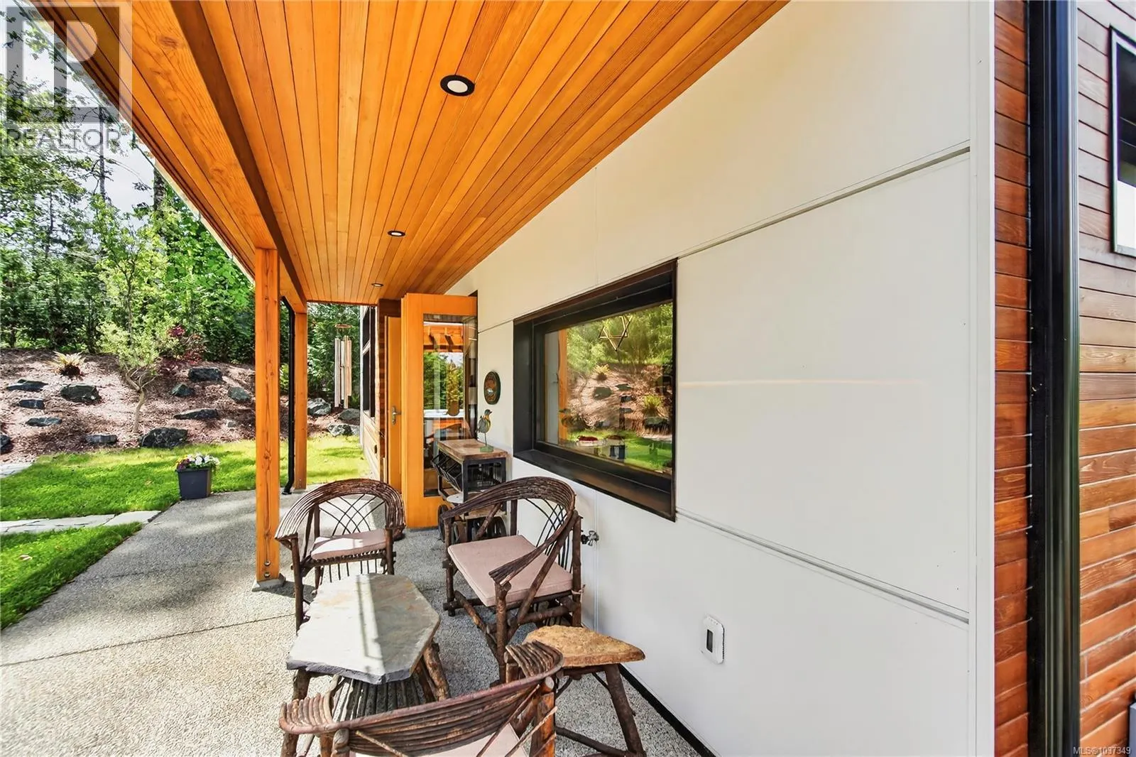 2566 Steve Ellis Rd