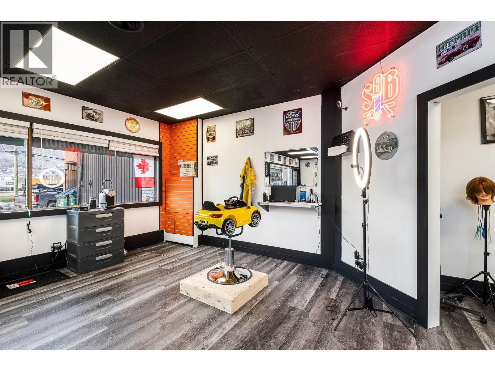 5145 26 Street Street Unit# 105A