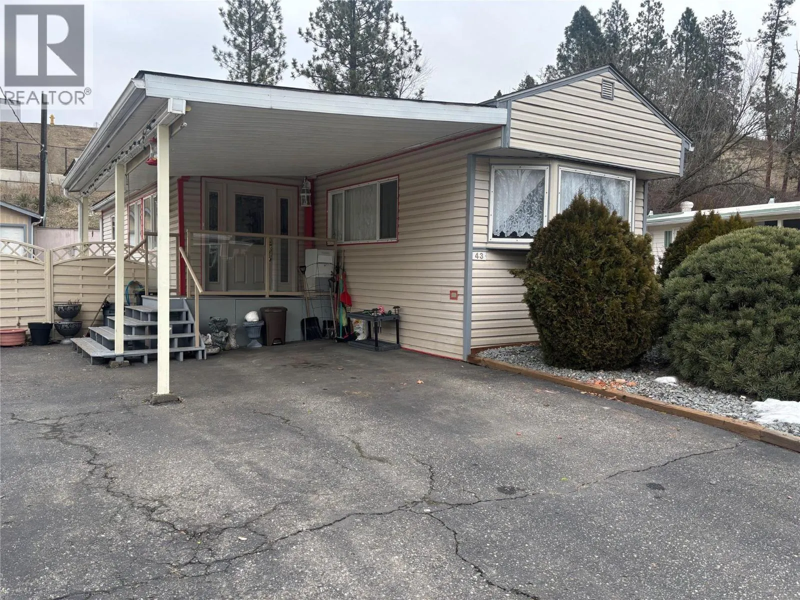 4701 Pleasant Valley Road Unit# 43