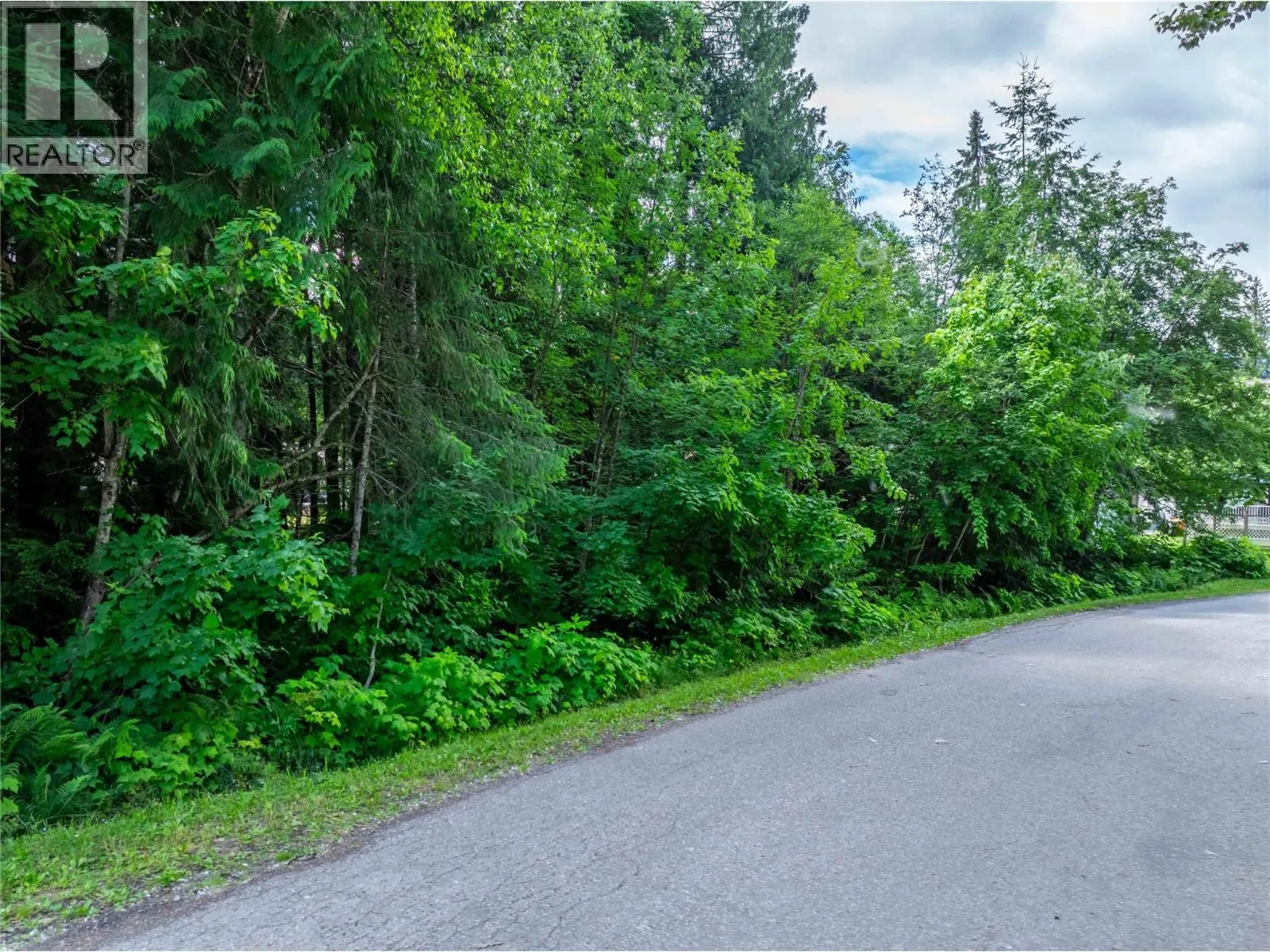 1571 Pratico Road