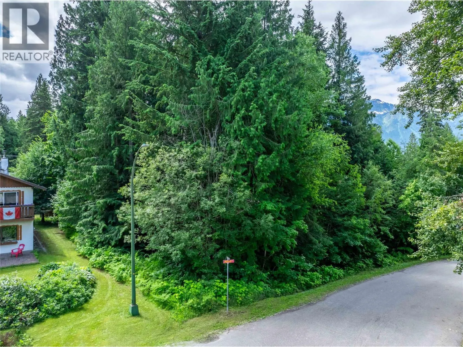 1565 Pratico Road
