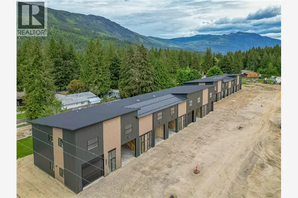 1002 Seed Frontage Road Unit# 10 Lot# PSL 10