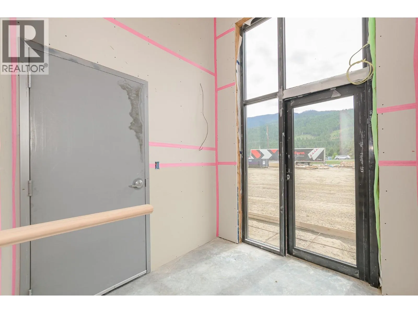 1002 Seed Frontage Road Unit# 10 Lot# PSL 10