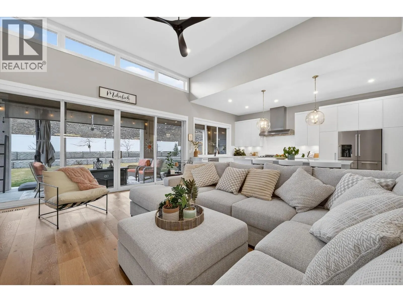 2759 Canyon Crest Drive