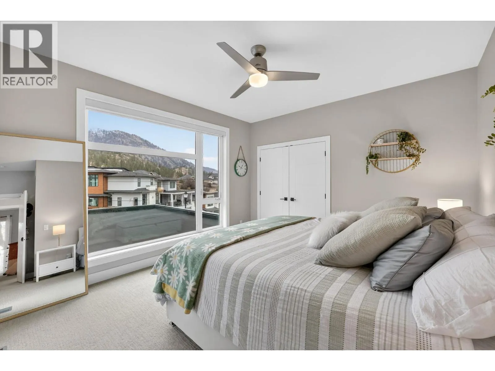 2759 Canyon Crest Drive