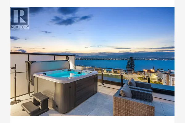 2100 Campbell Place Unit# 103