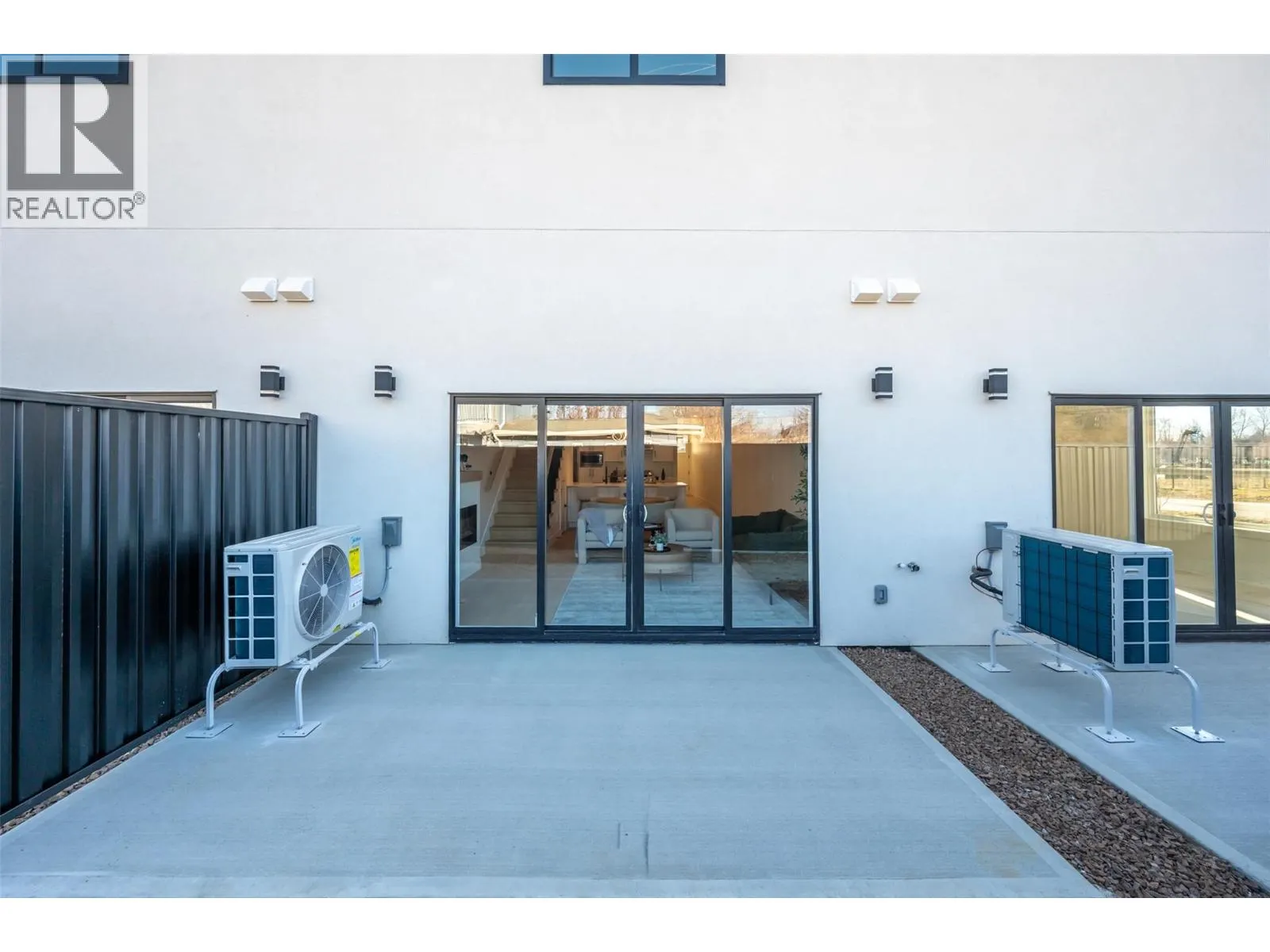 194 Maple Place Unit# 3