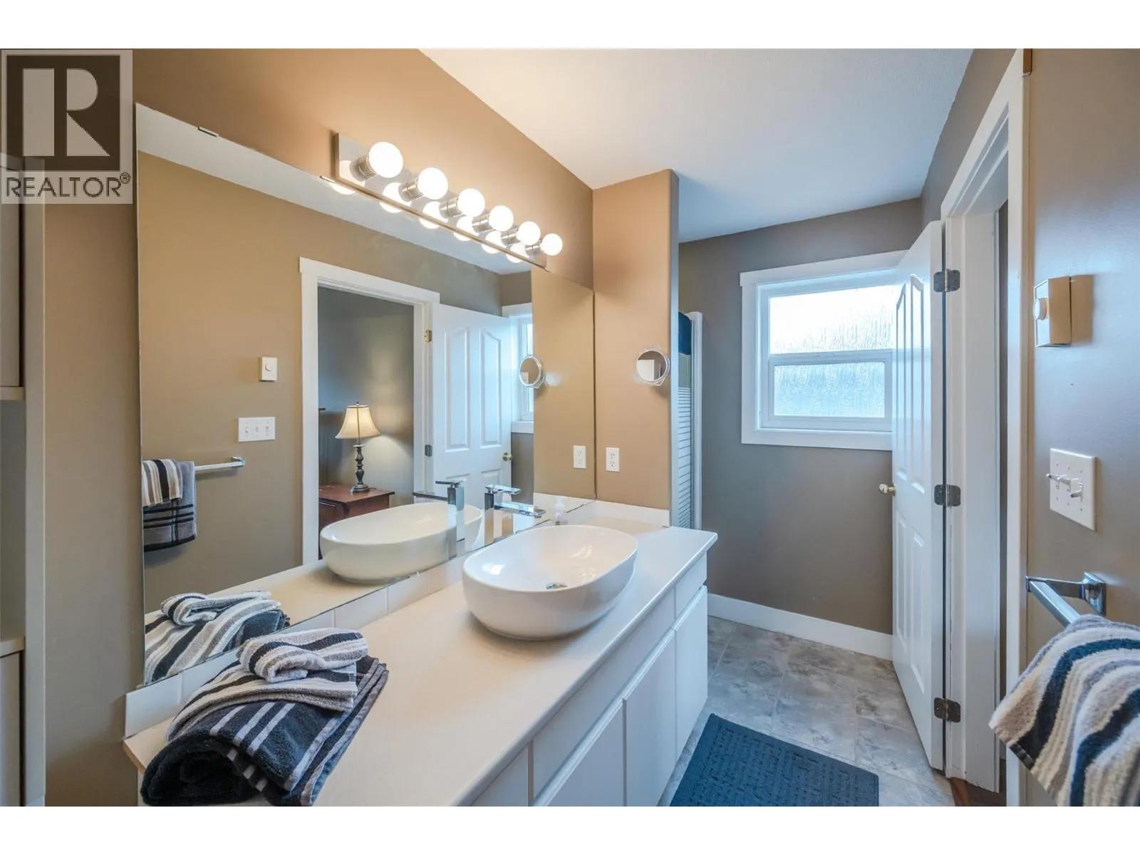 640 Main Street Unit# 309