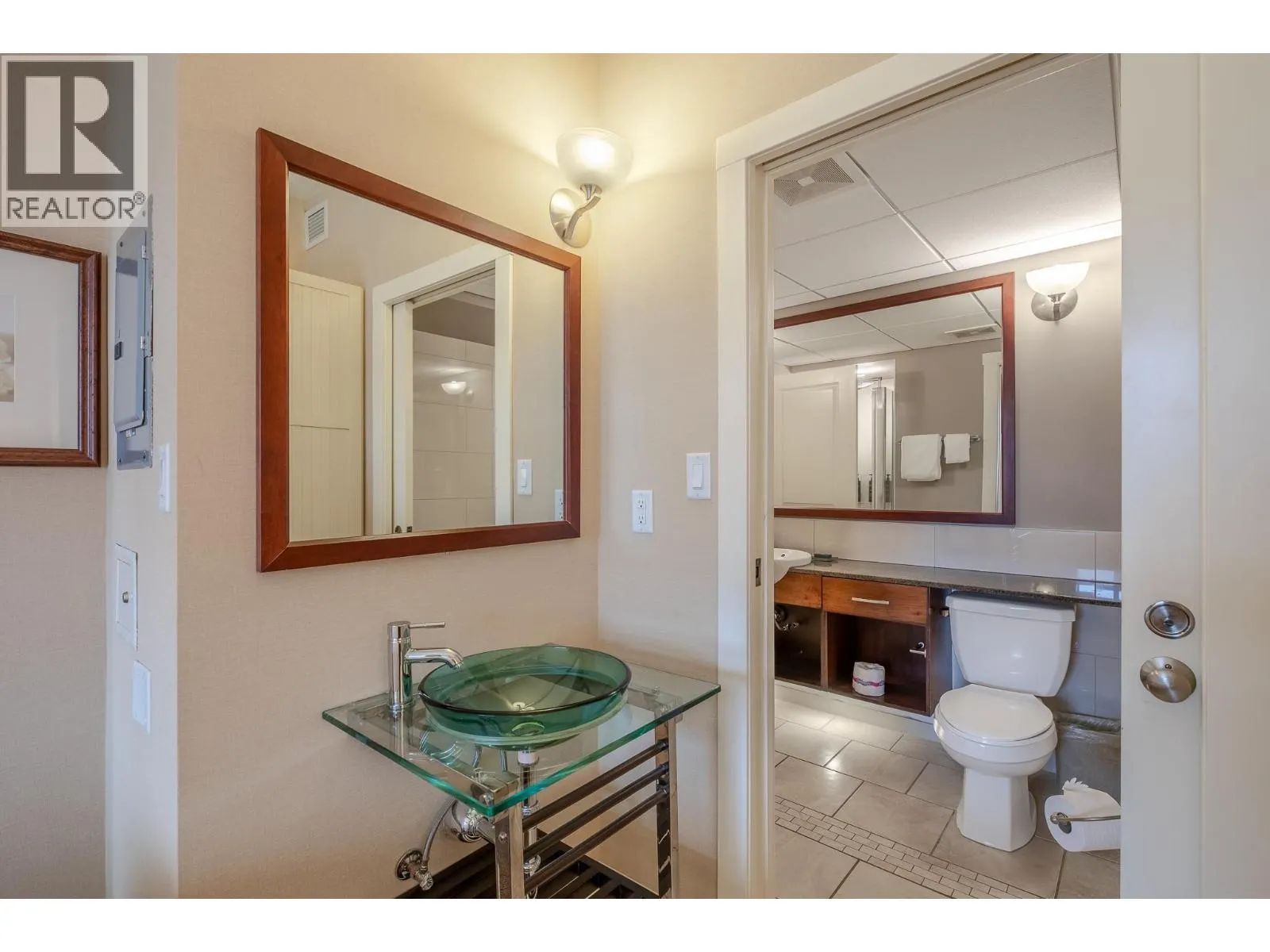 13011 LAKESHORE Drive Unit# 352