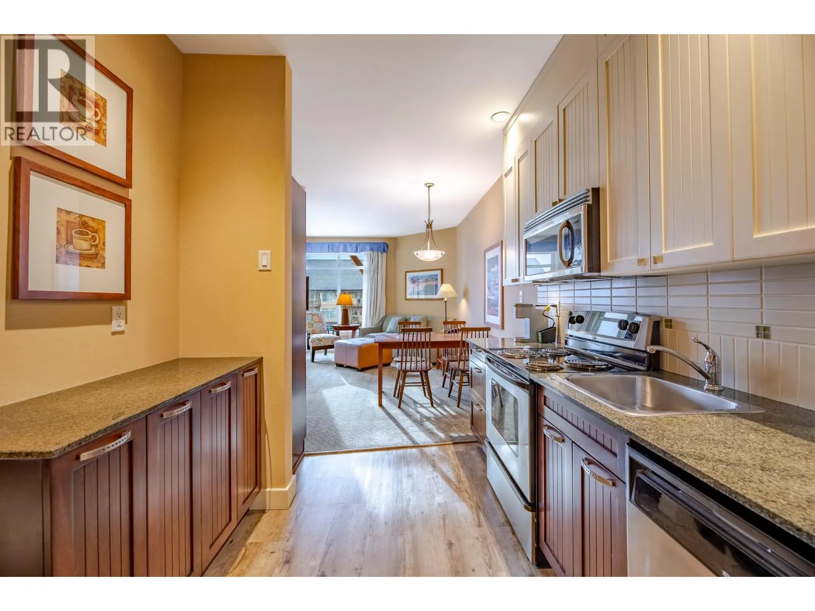13011 LAKESHORE Drive Unit# 352
