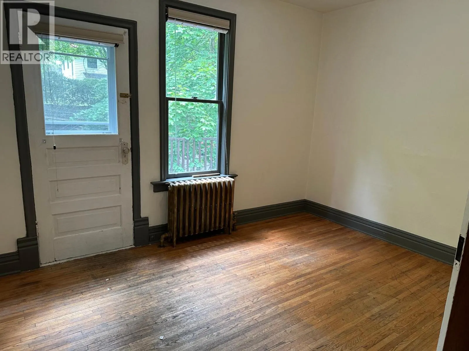 815 Baker Street