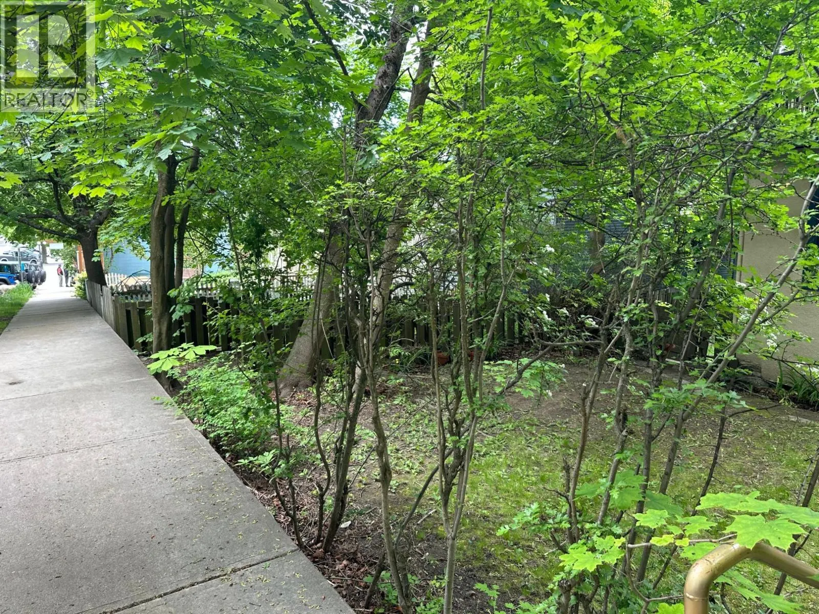 815 Baker Street