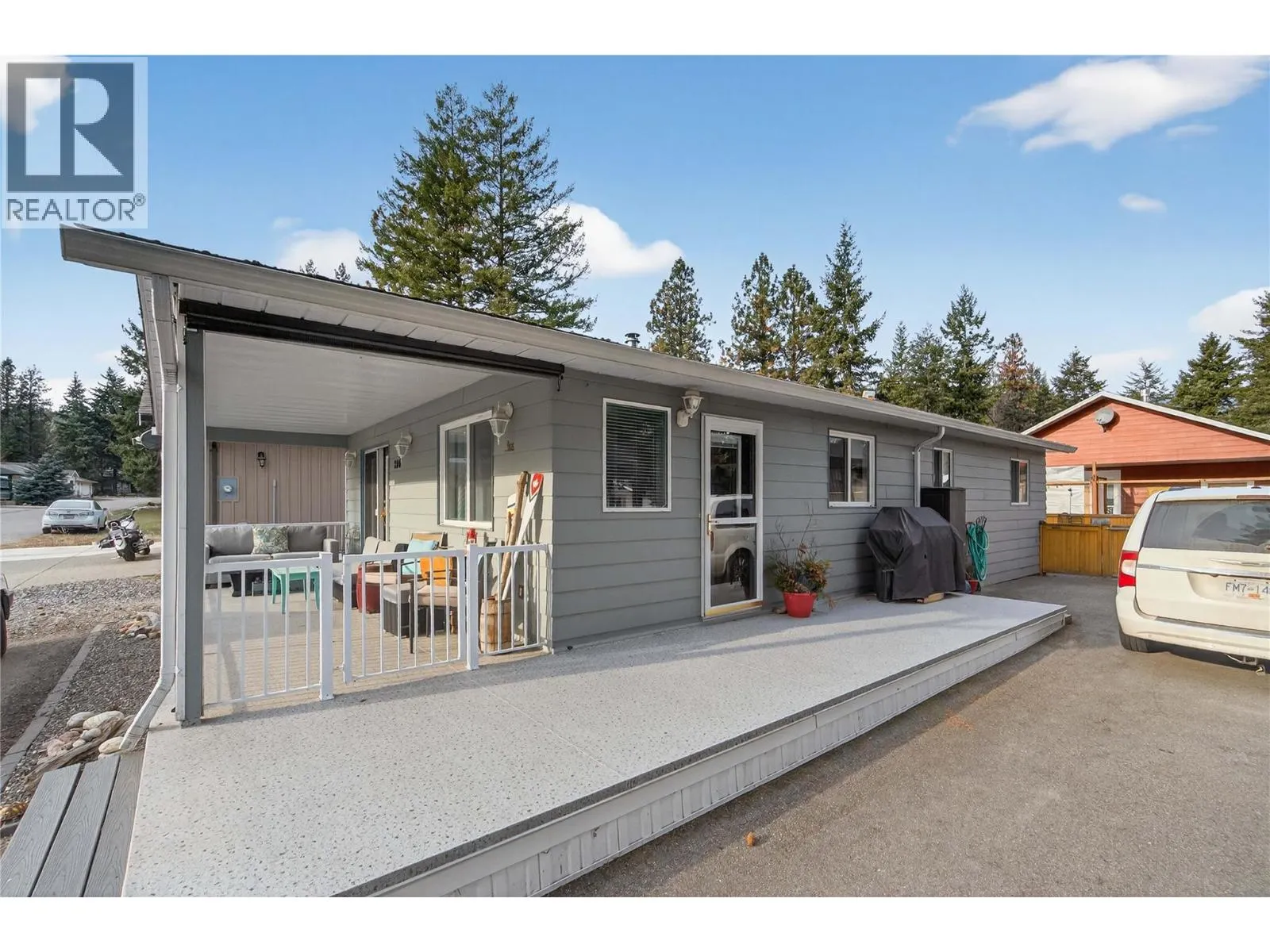 206 Falcon Avenue