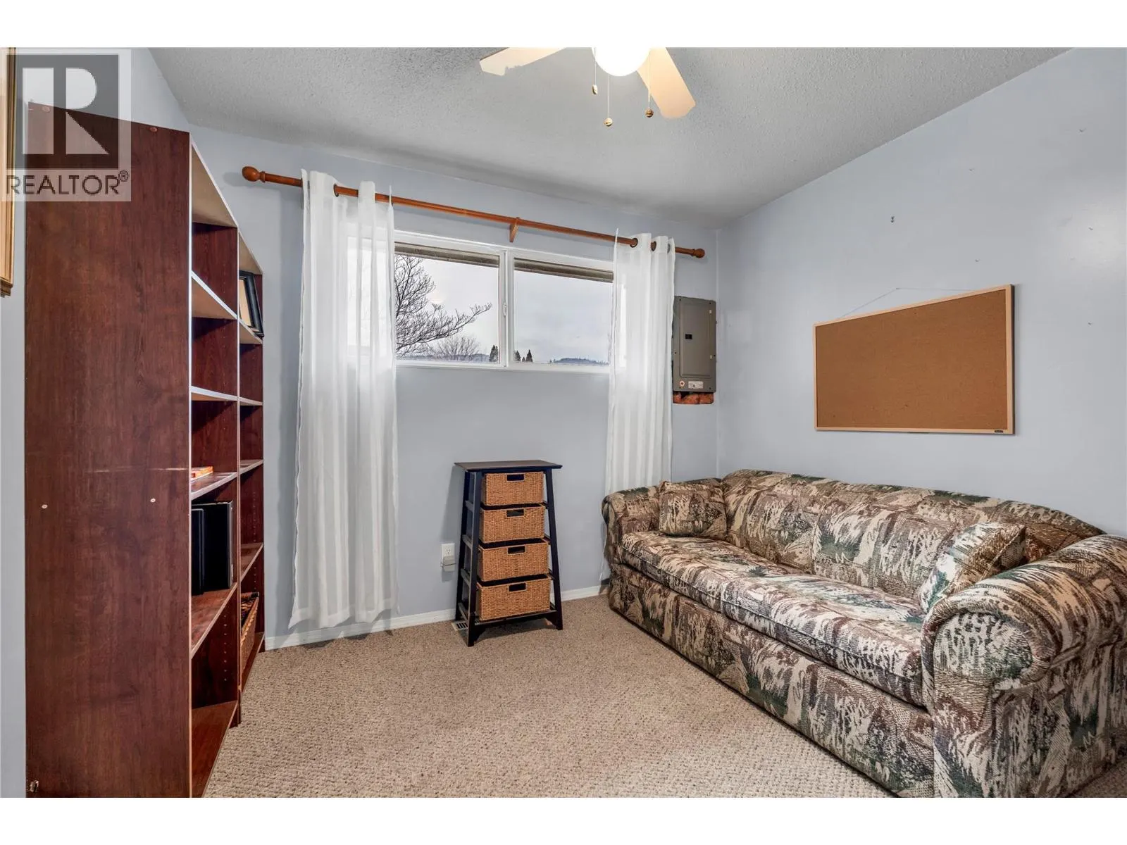 114 Ayres Crescent