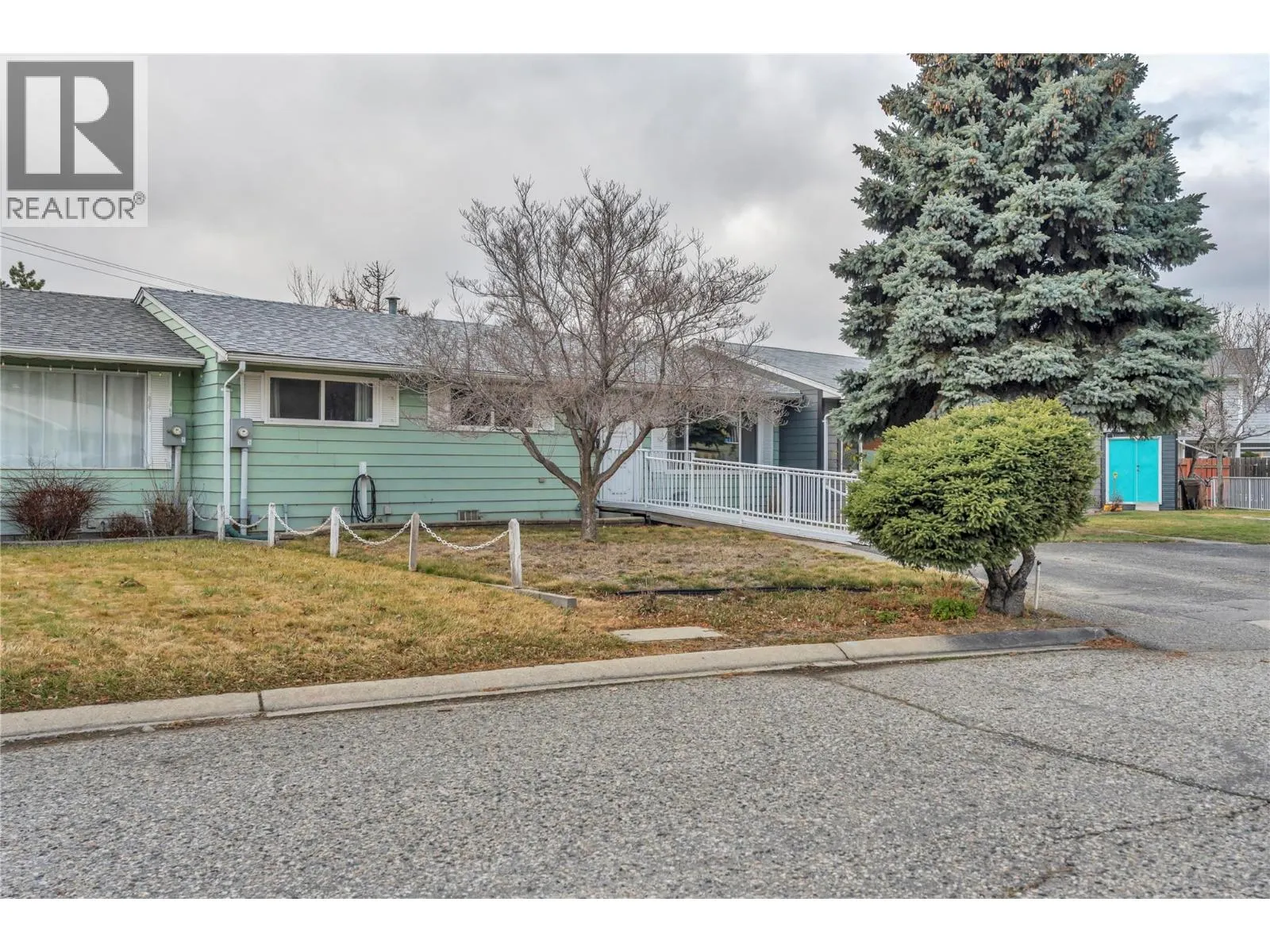 114 Ayres Crescent
