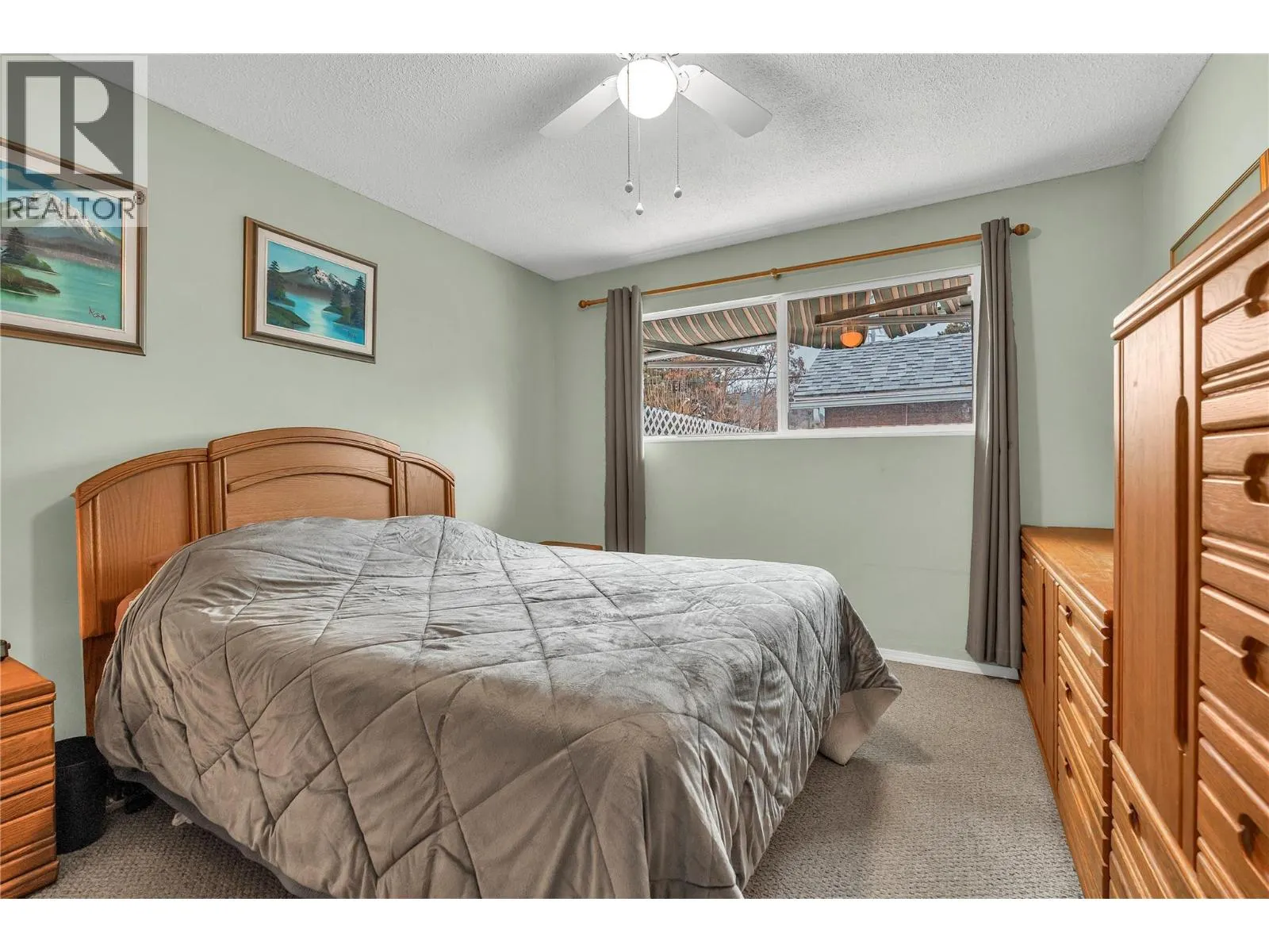114 Ayres Crescent