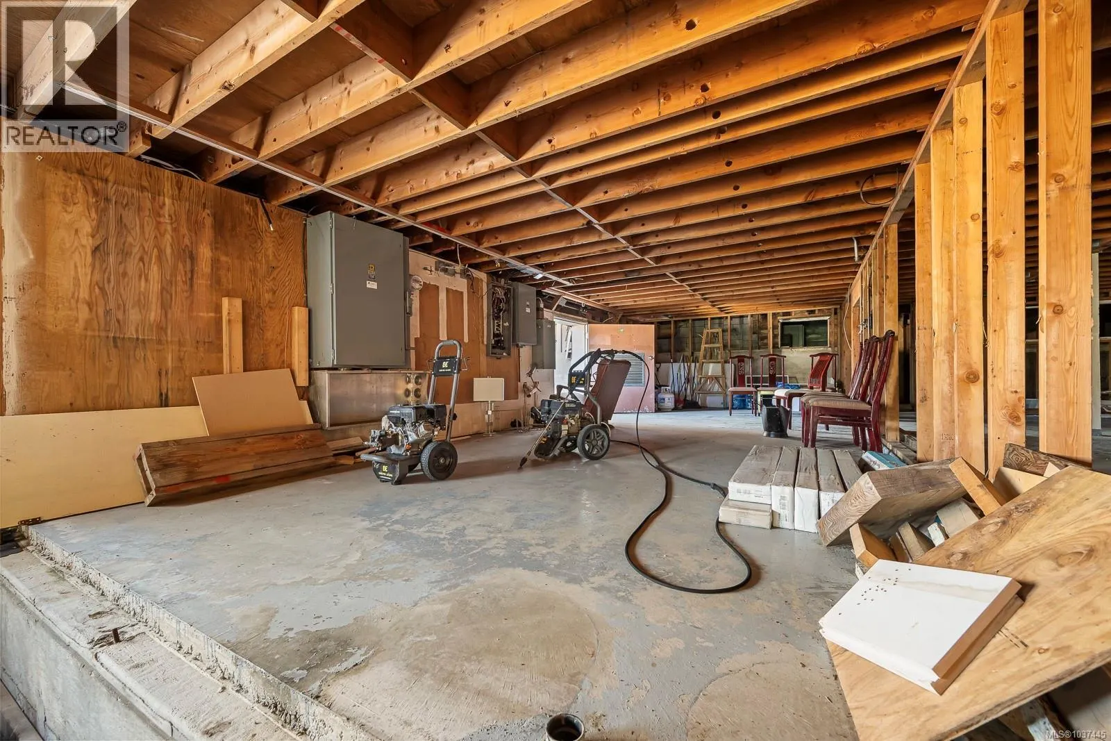 2300 Fowler Rd