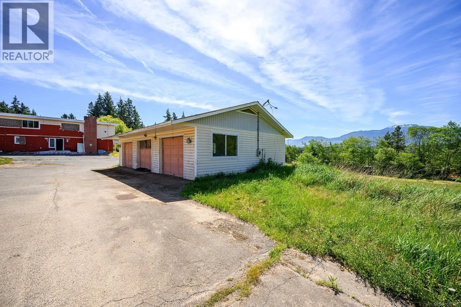 2300 Fowler Rd