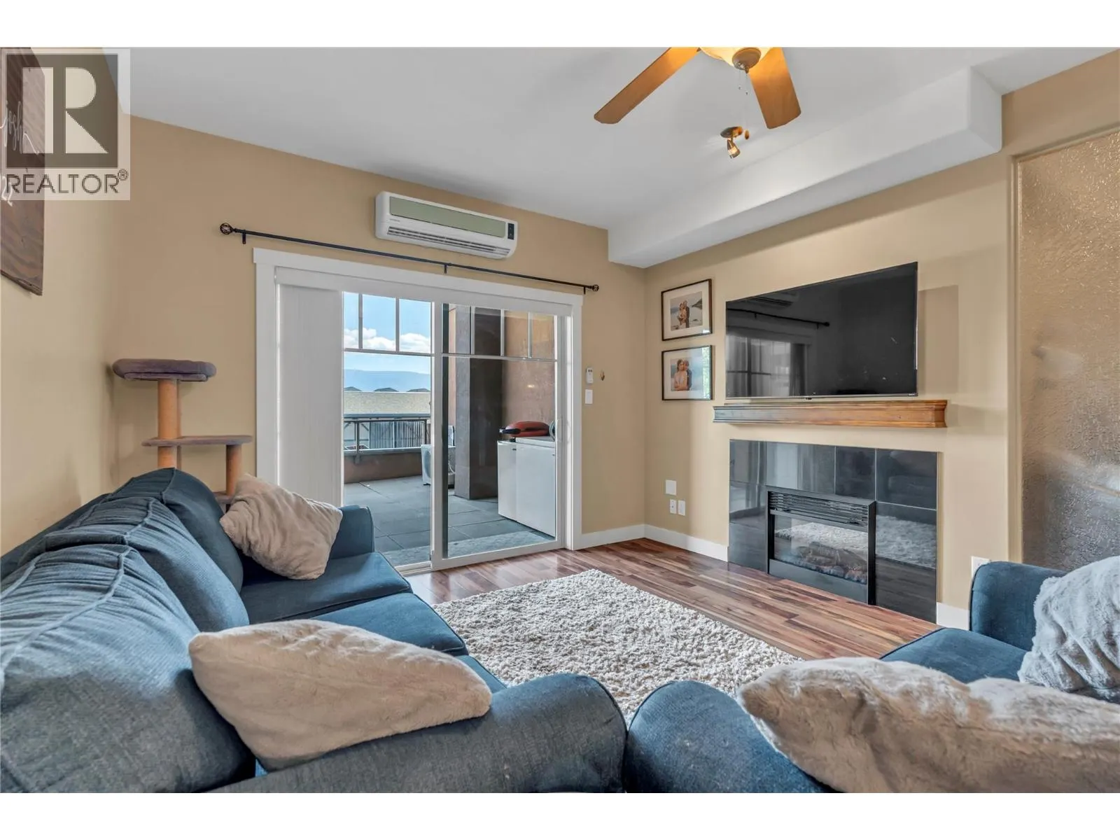 13615 Victoria Road N Unit# 206