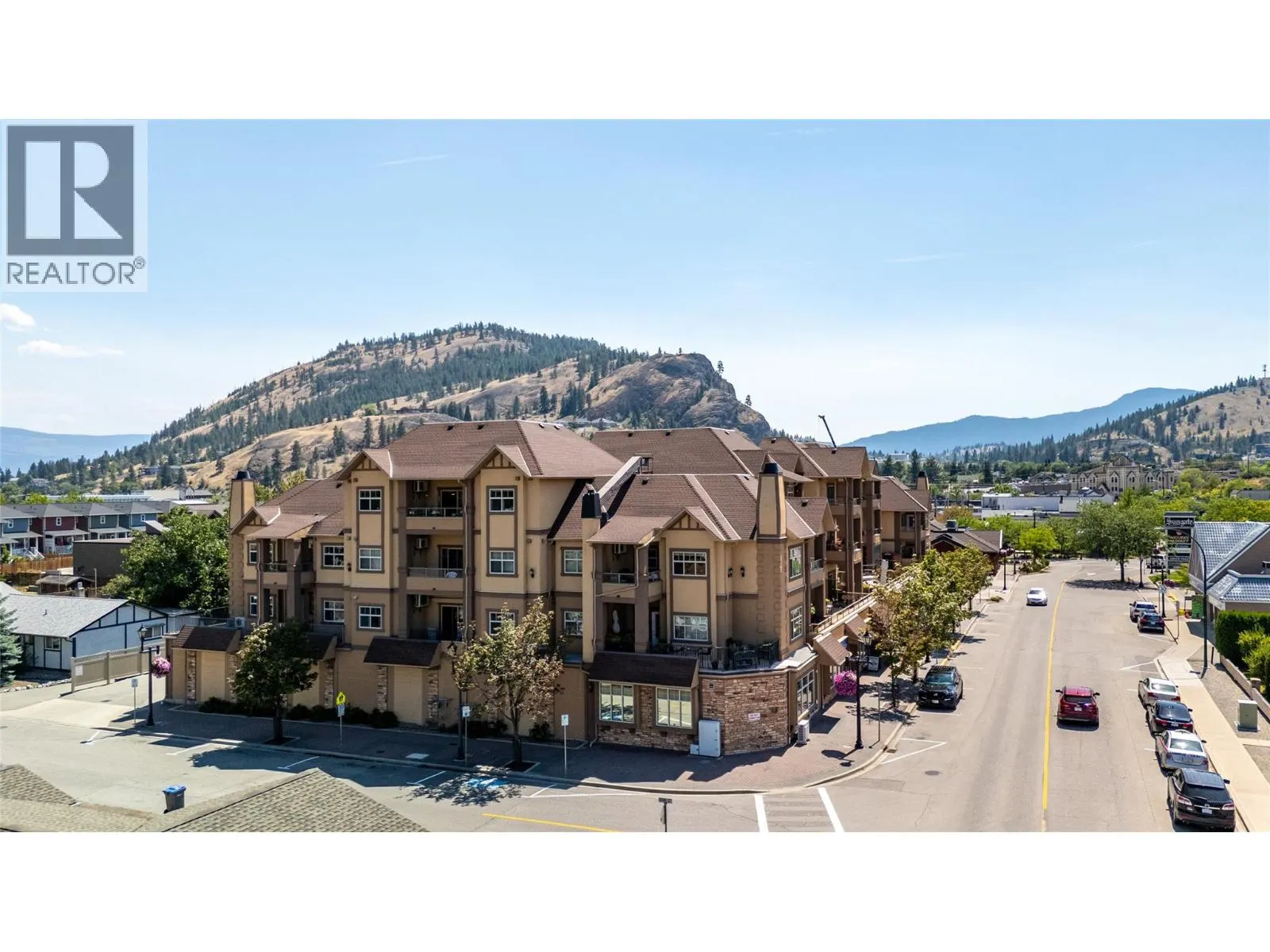 13615 Victoria Road N Unit# 206