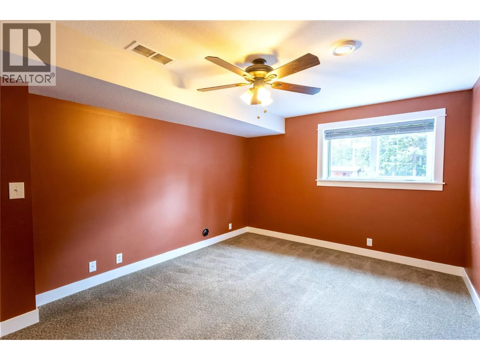 475 Bluenose Road