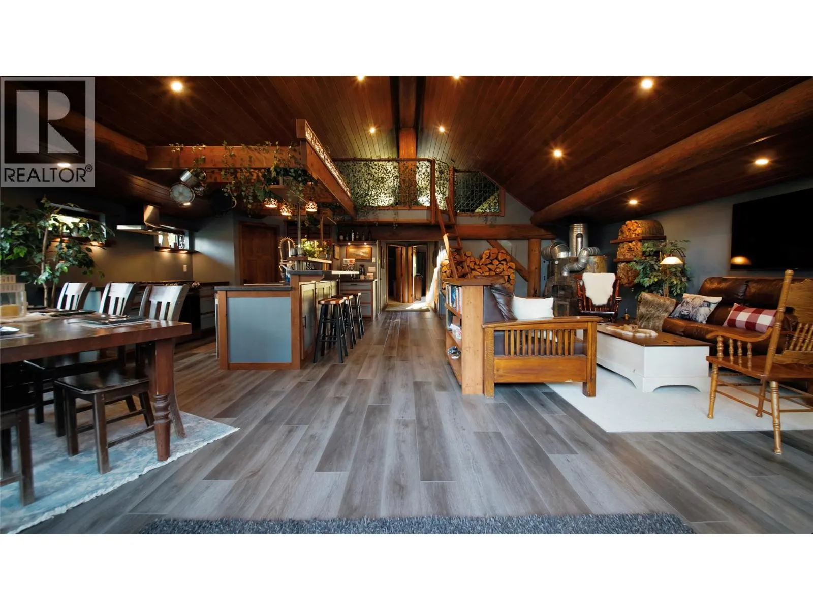 475 Bluenose Road