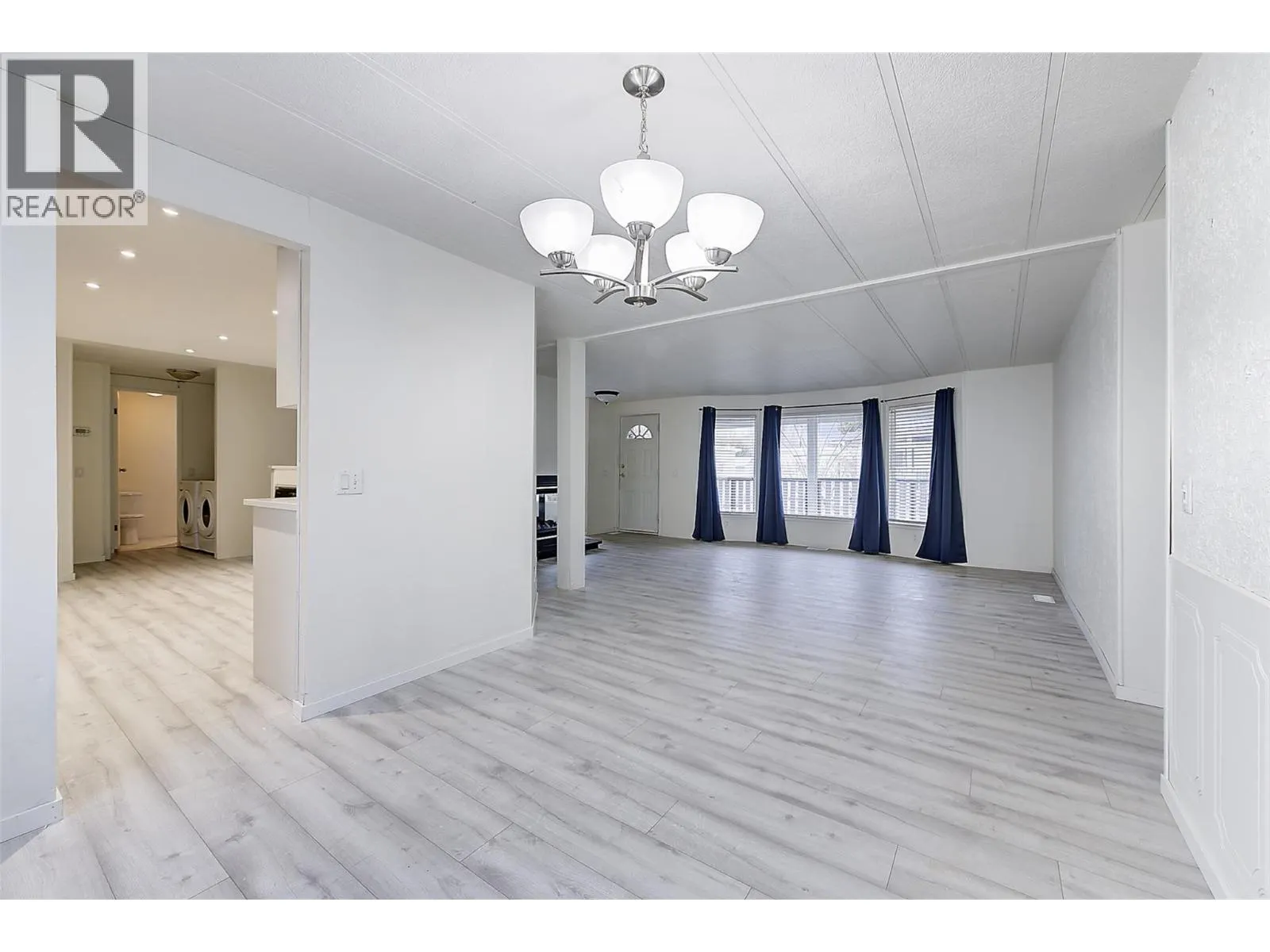 1880 Old Boucherie Road Unit# 148