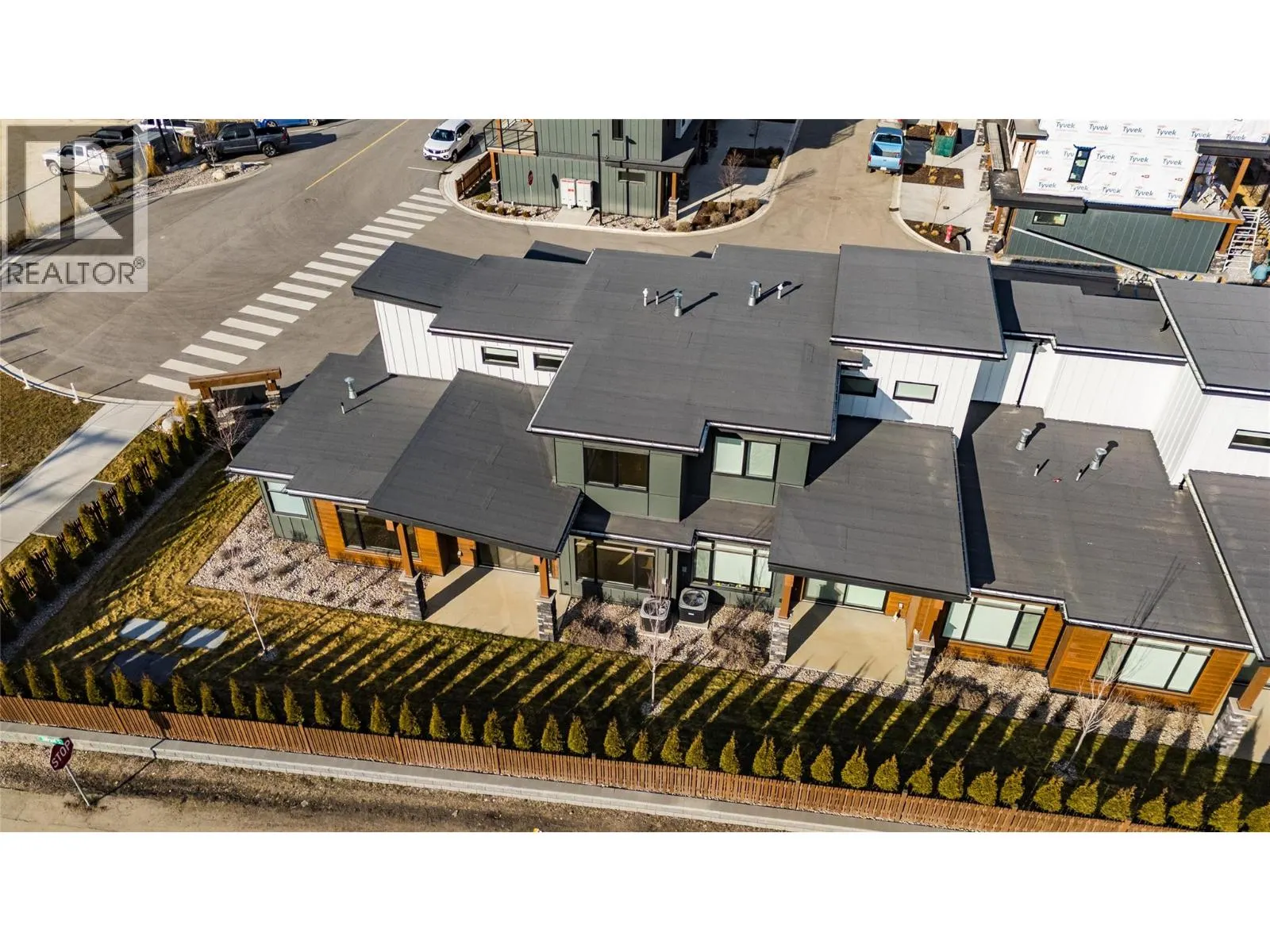 910 Lakeside Drive Unit# 401