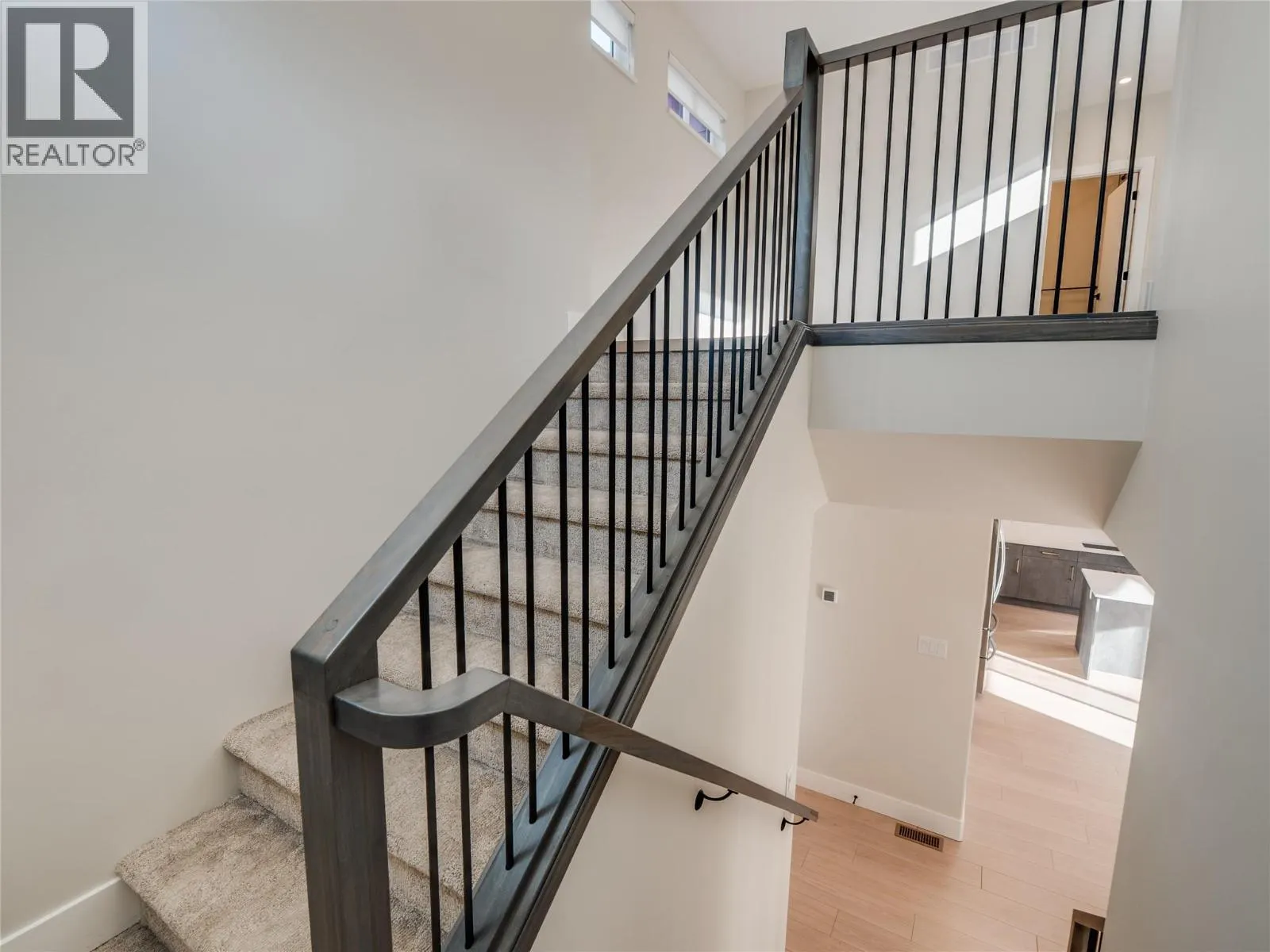 910 Lakeside Drive Unit# 401