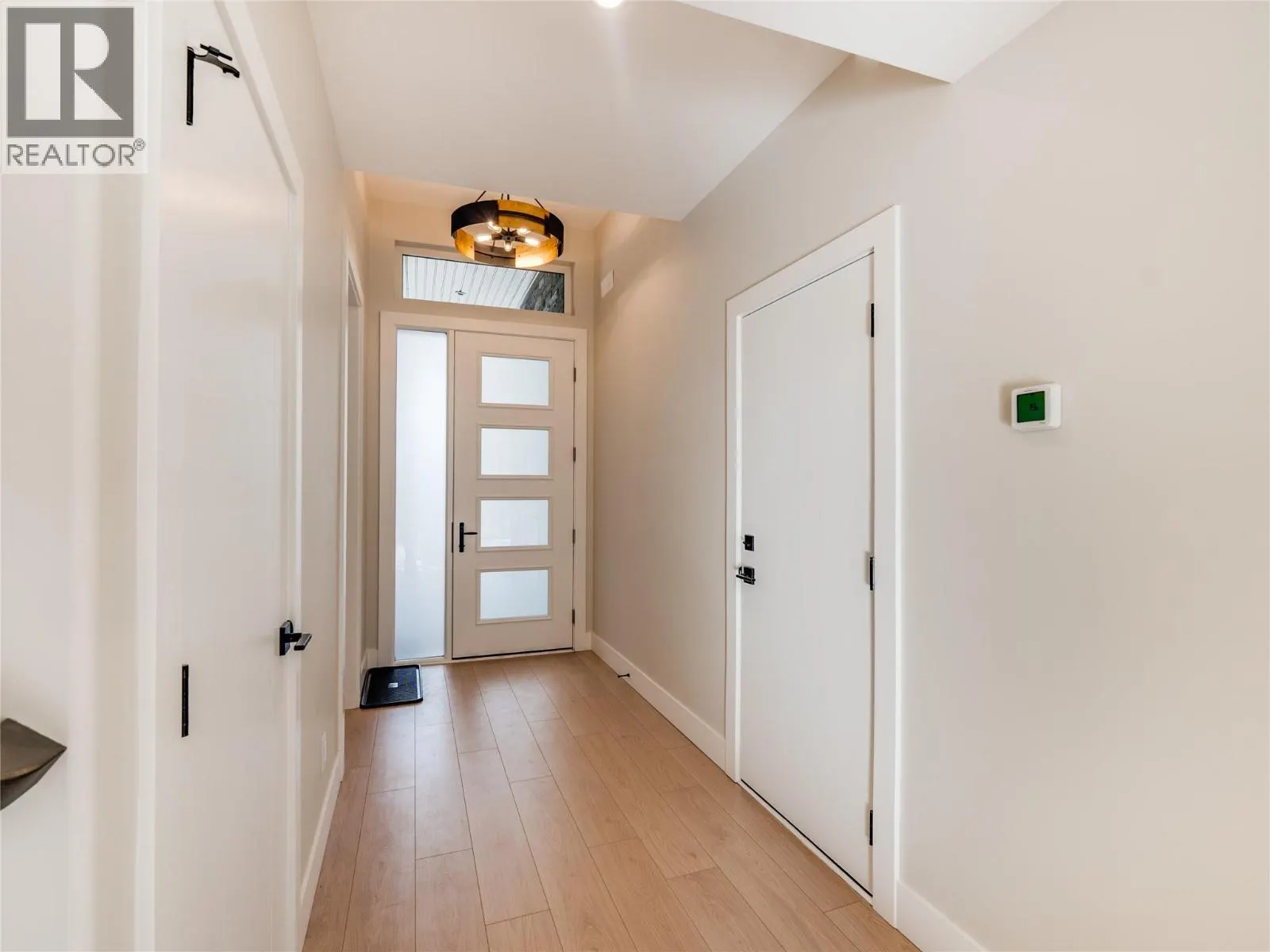910 Lakeside Drive Unit# 401