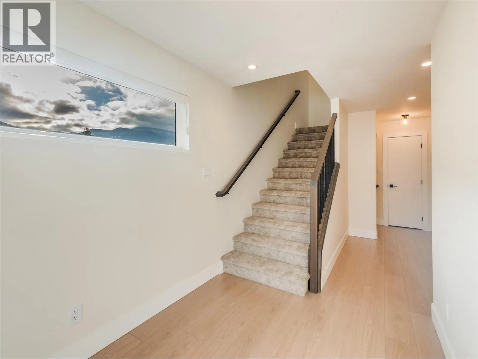 910 Lakeside Drive Unit# 107