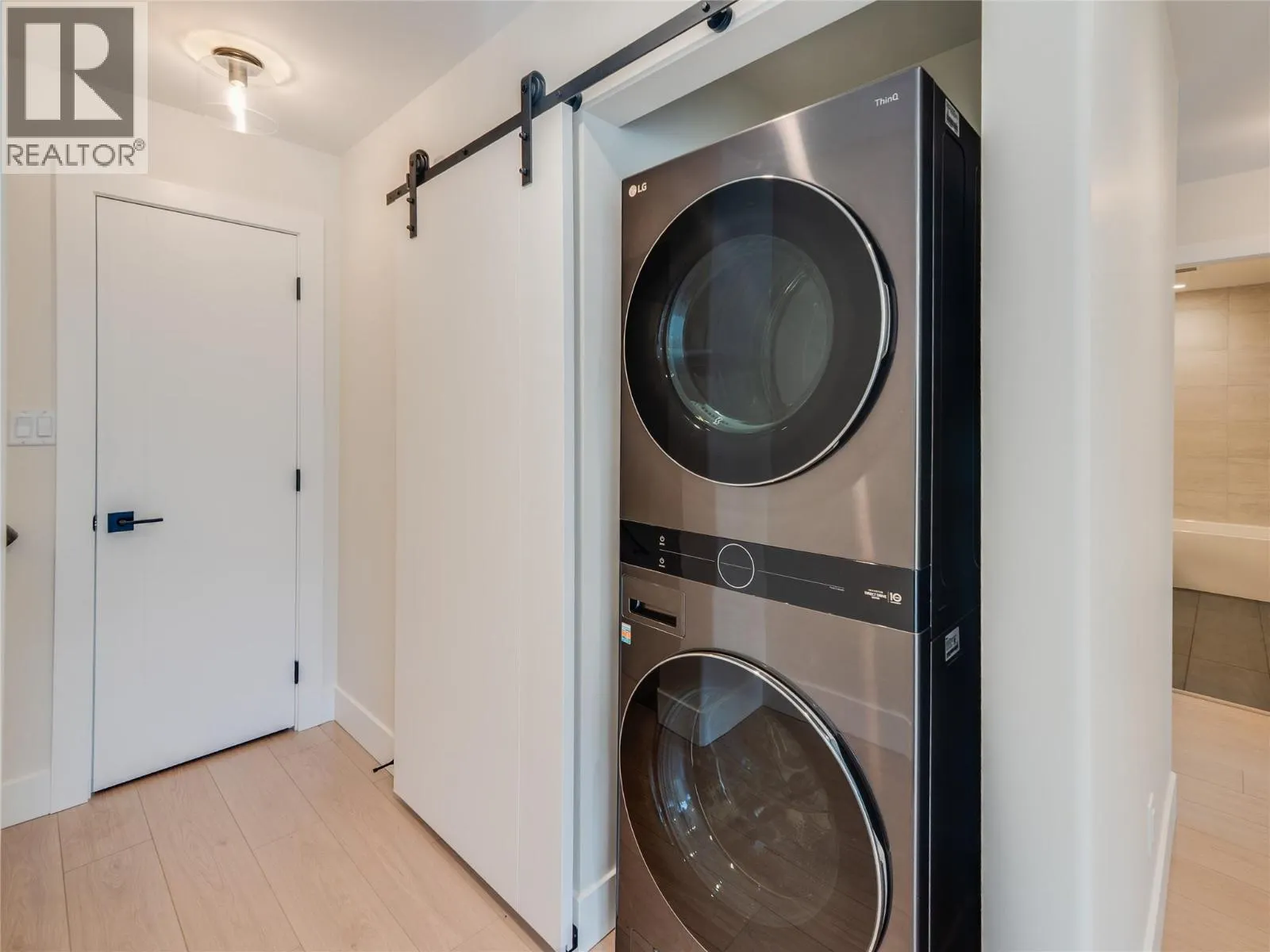 910 Lakeside Drive Unit# 107