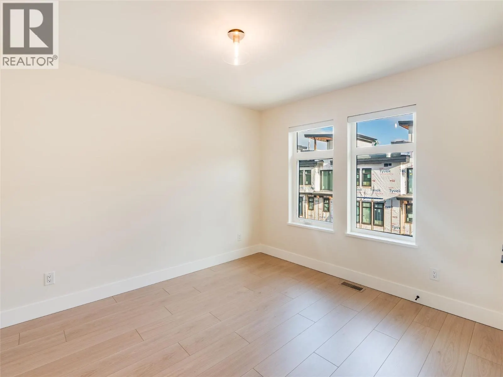 910 Lakeside Drive Unit# 107