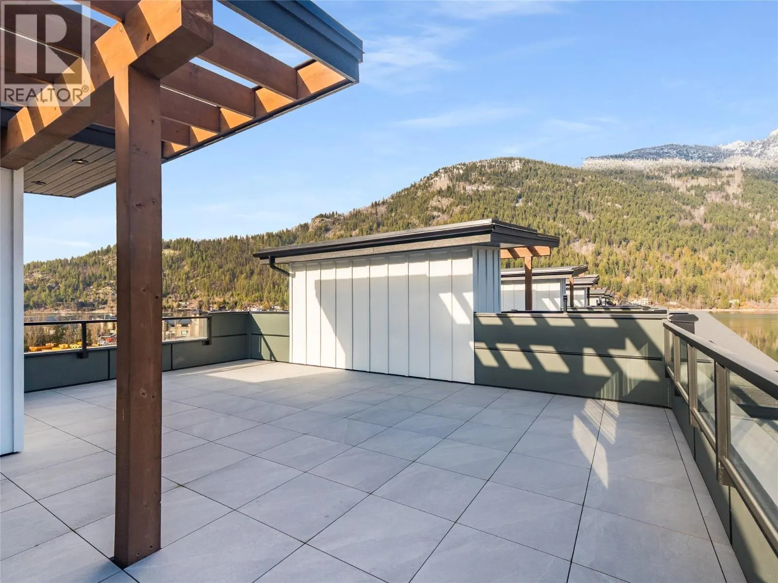 910 Lakeside Drive Unit# 107