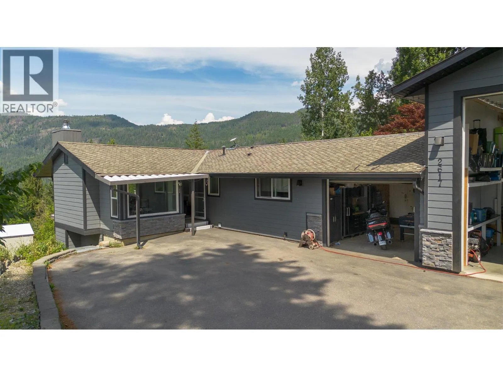 2617 Mountview Drive