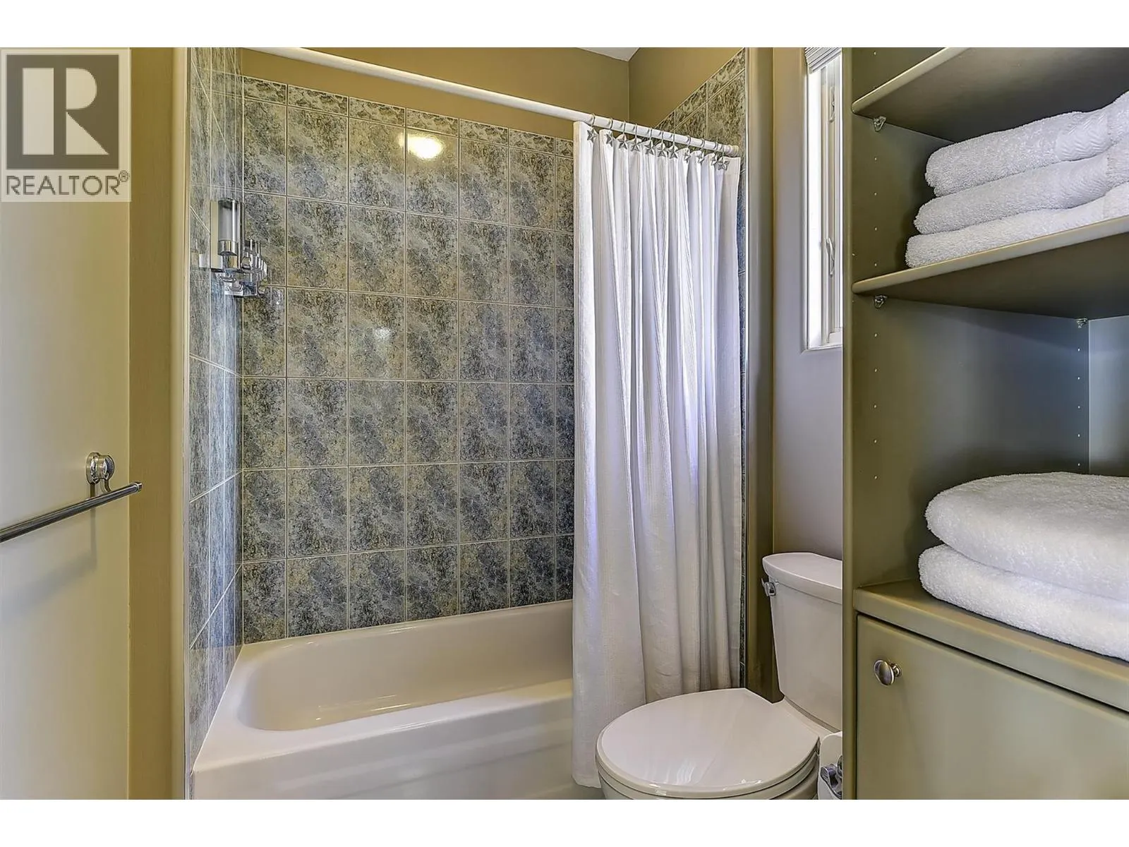 1494 Chardonnay Place