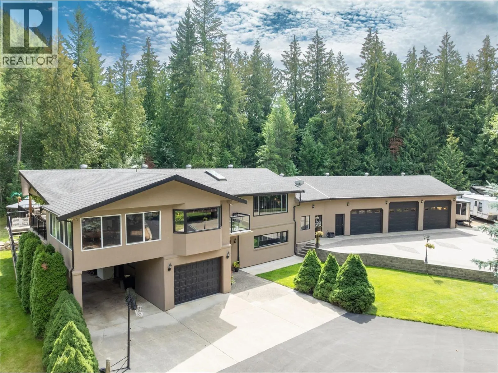 2746 Balmoral Road