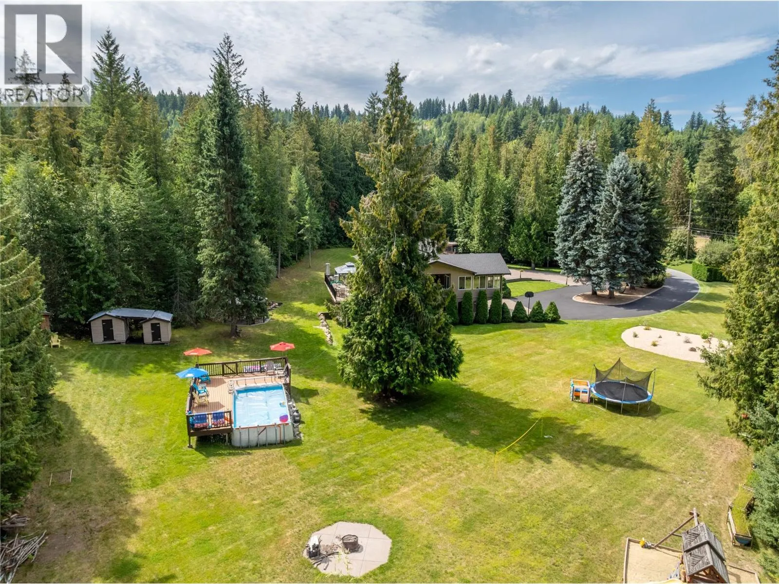 2746 Balmoral Road