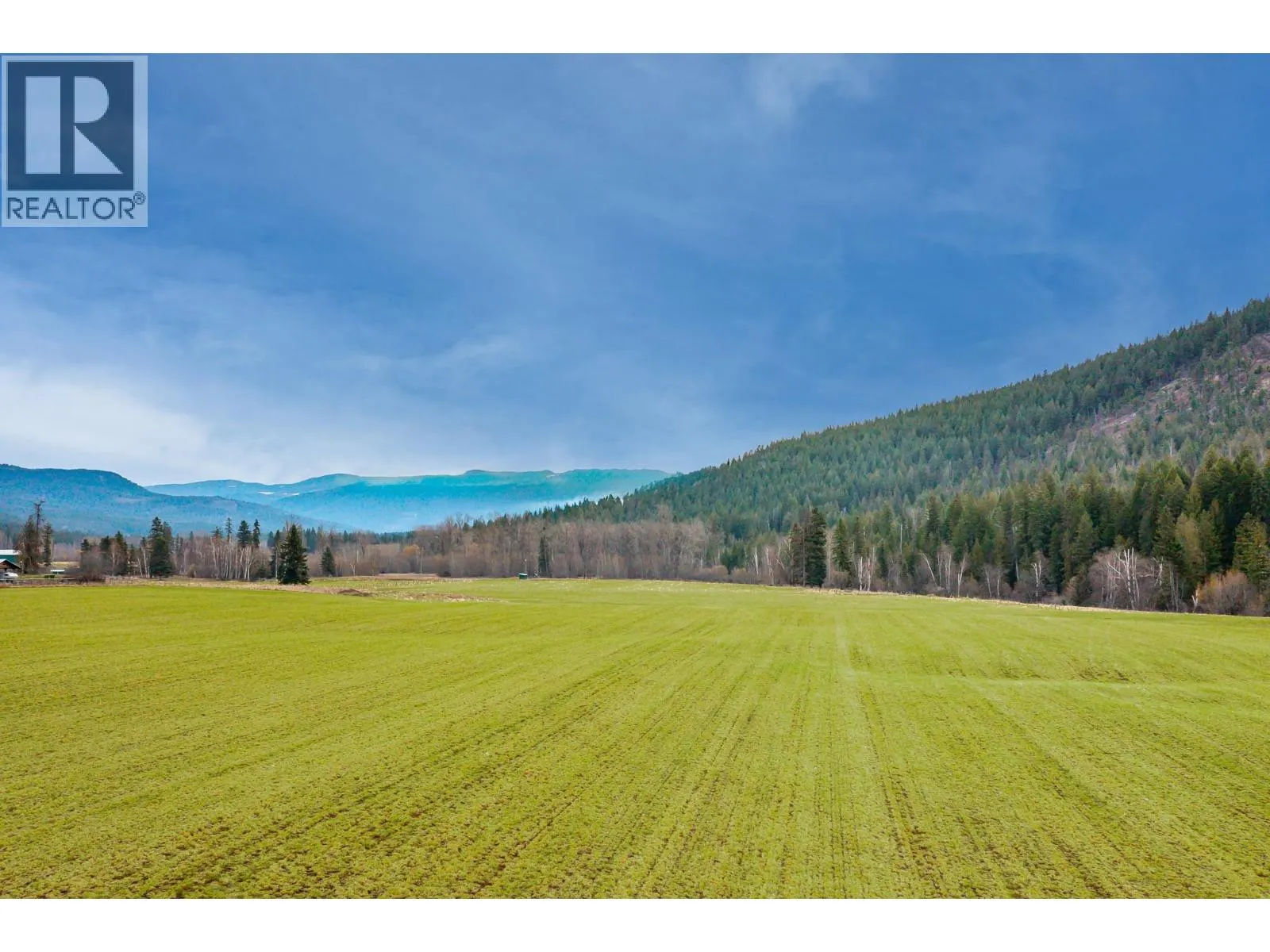 487 Mabel Lake Road