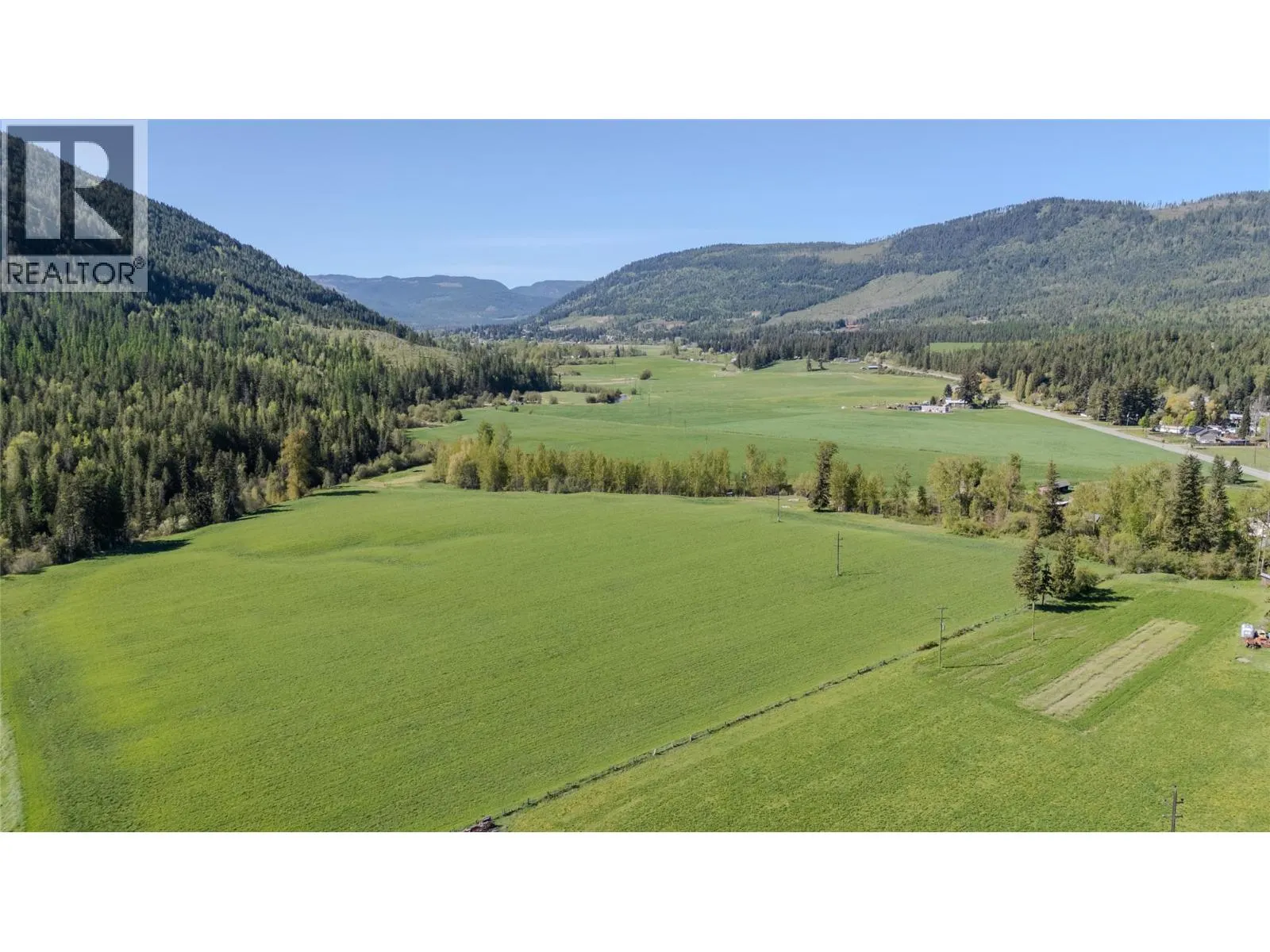 487 Mabel Lake Road