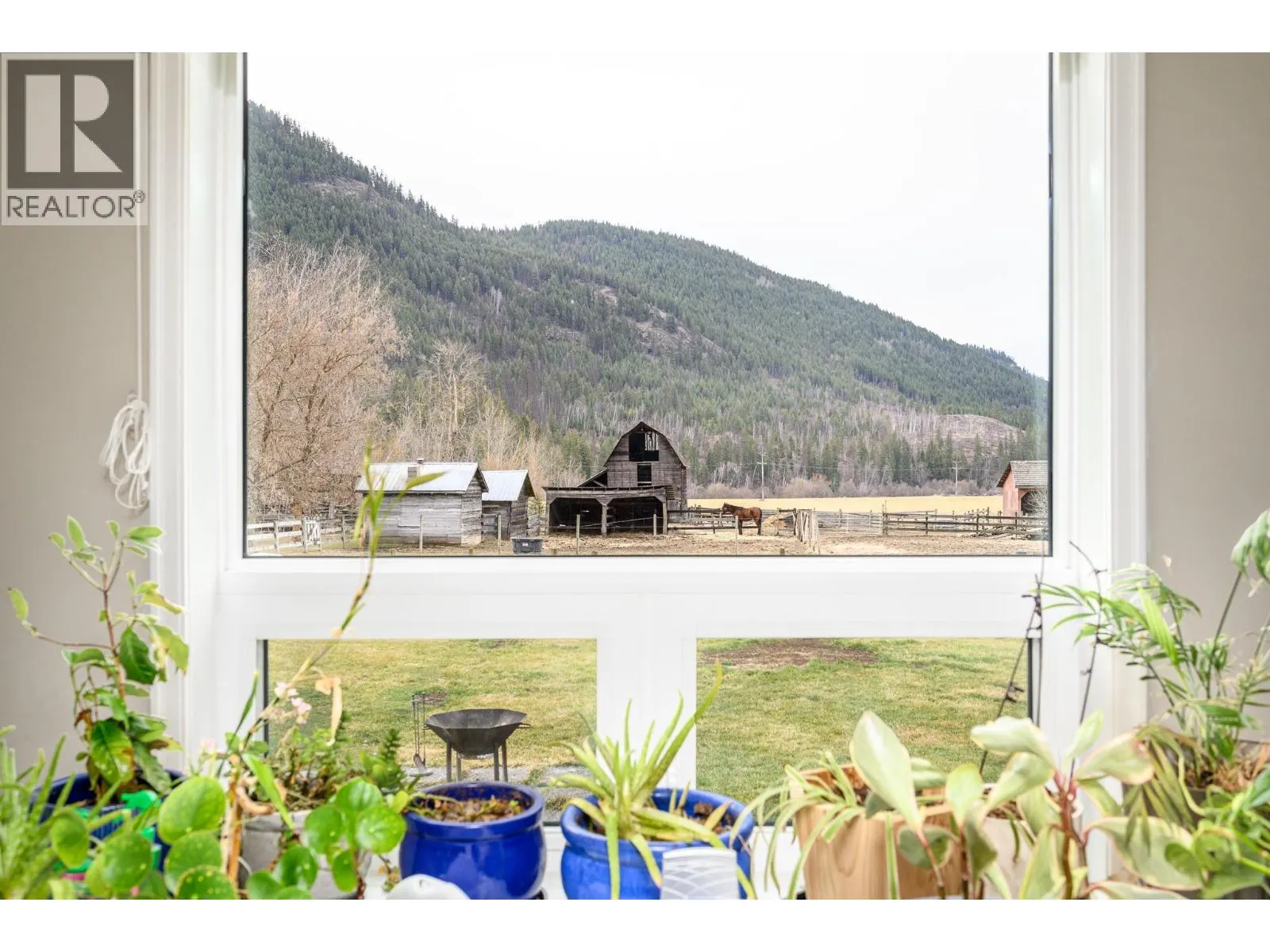 487 Mabel Lake Road