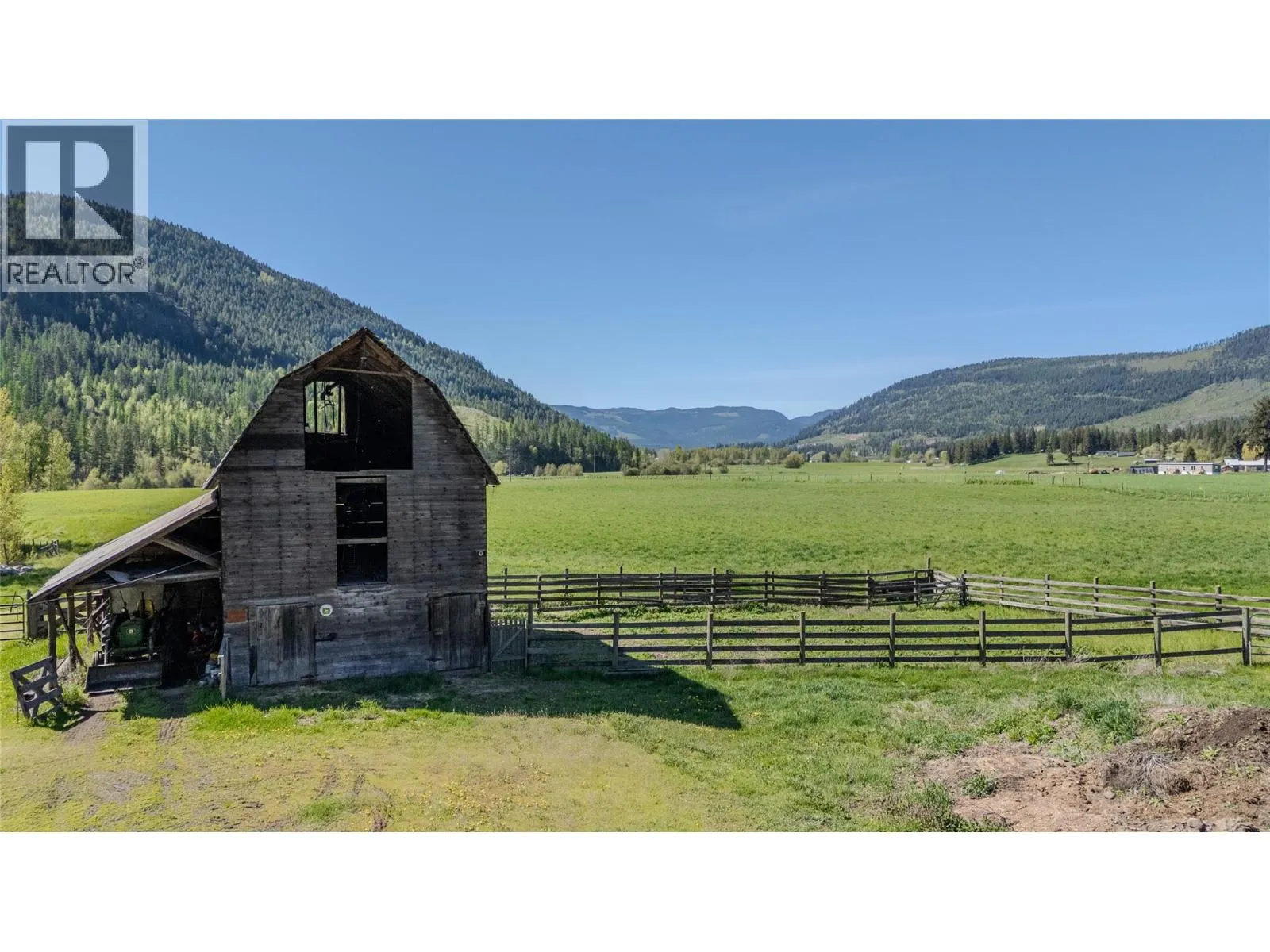 487 Mabel Lake Road