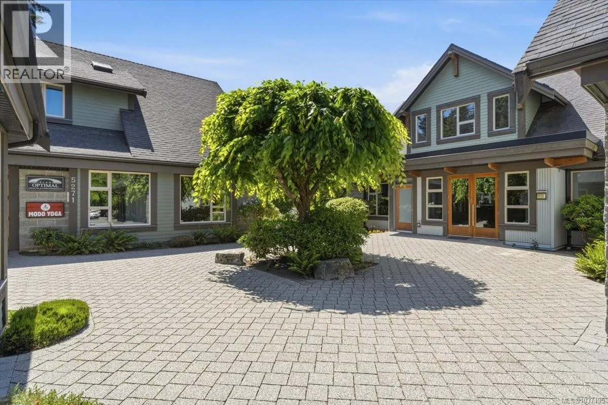 5271 Rutherford Rd
