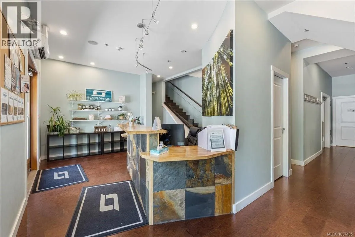 5271 Rutherford Rd