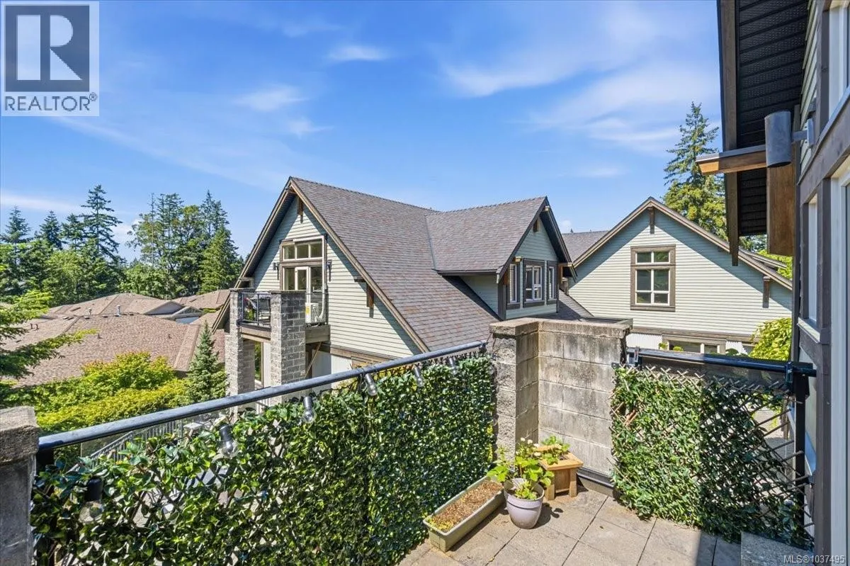 5271 Rutherford Rd