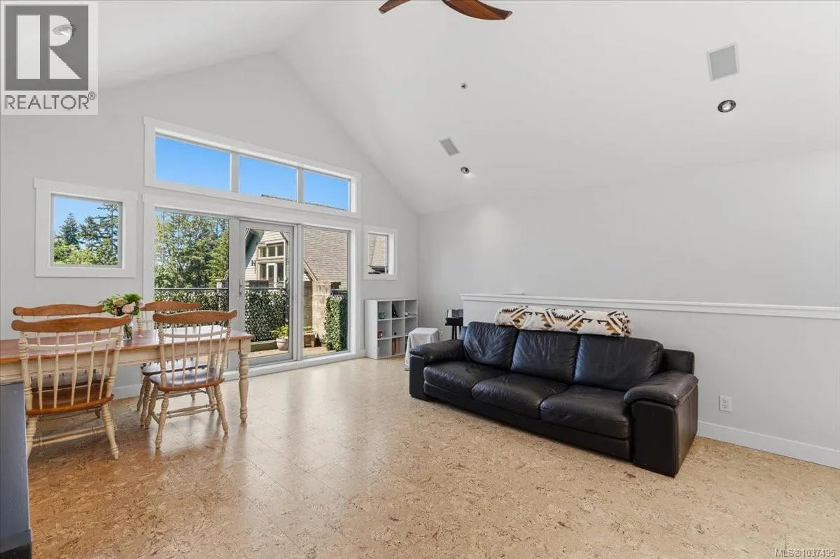 5271 Rutherford Rd