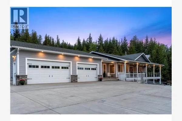 2030 Canoe Beach Drive NE